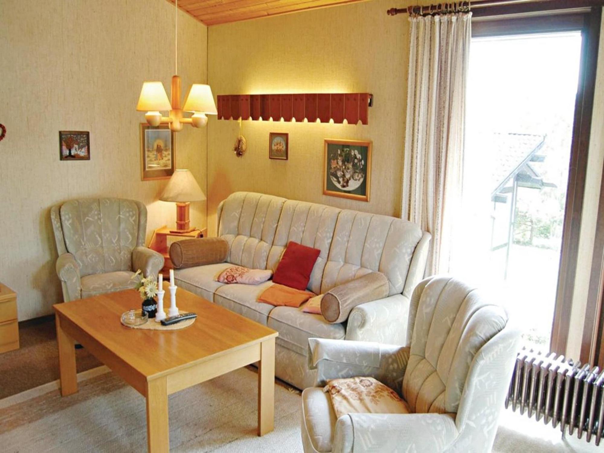 Furnished Bungalow With Peaceful Neighbourhood Meschede Esterno foto