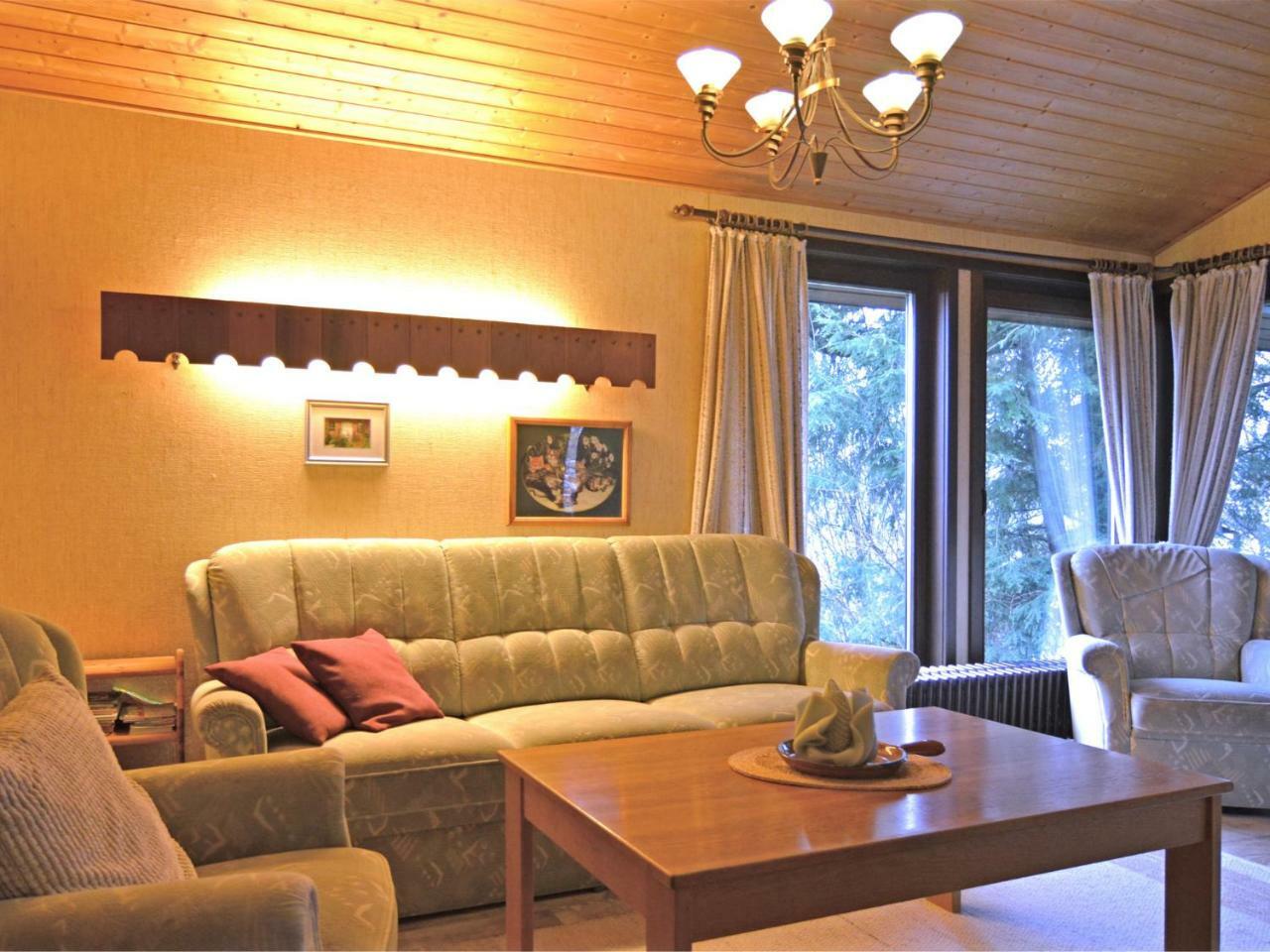 Furnished Bungalow With Peaceful Neighbourhood Meschede Esterno foto